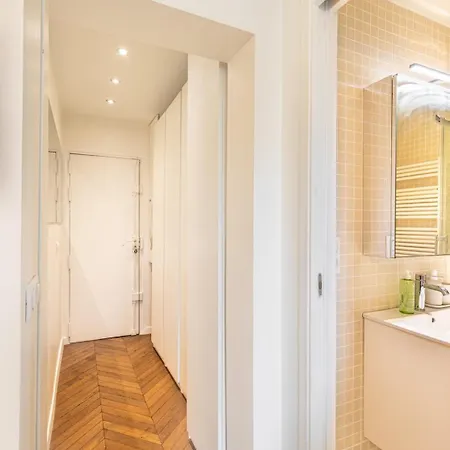 Appartamento Guestready Modern Near Parc Monceau